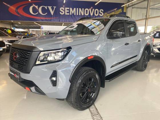 NISSAN FRONTIER 2.3 16V TURBO DIESEL PRO4X CD 4X4 AUTOMÁTICO